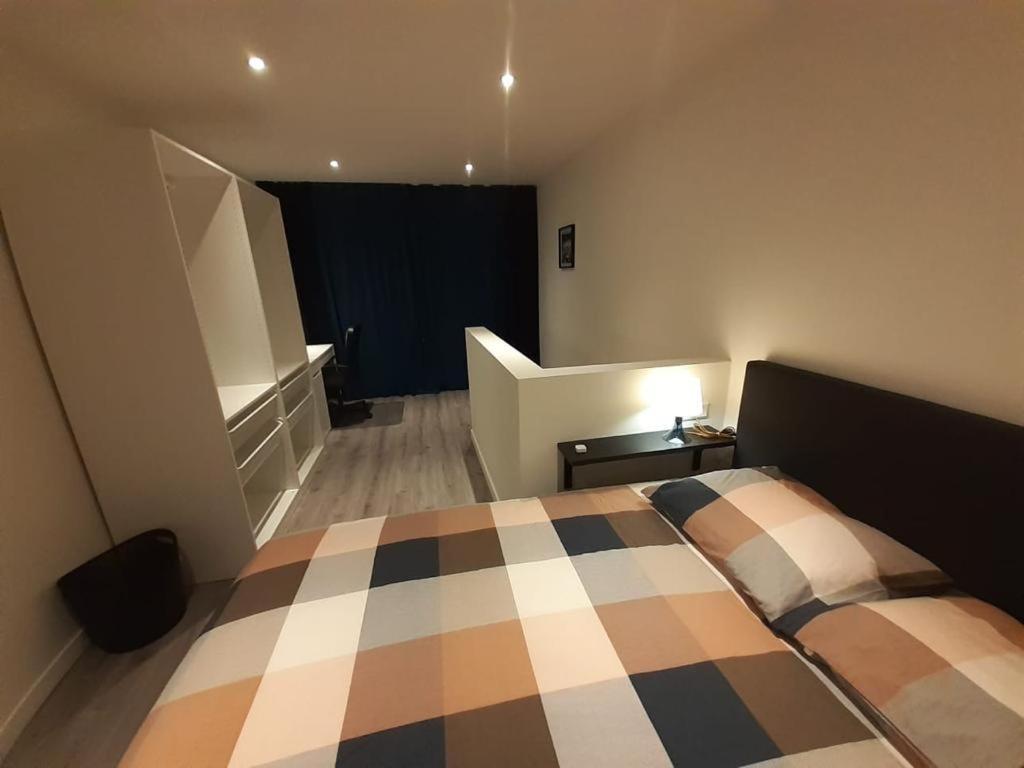 Appartement Deluxe Tilburg Bagian luar foto