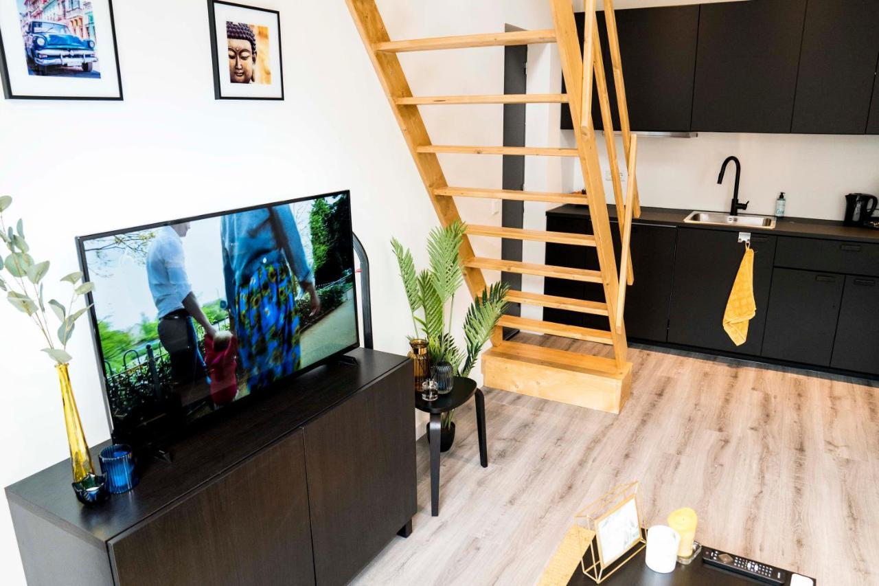 Appartement Deluxe Tilburg Bagian luar foto