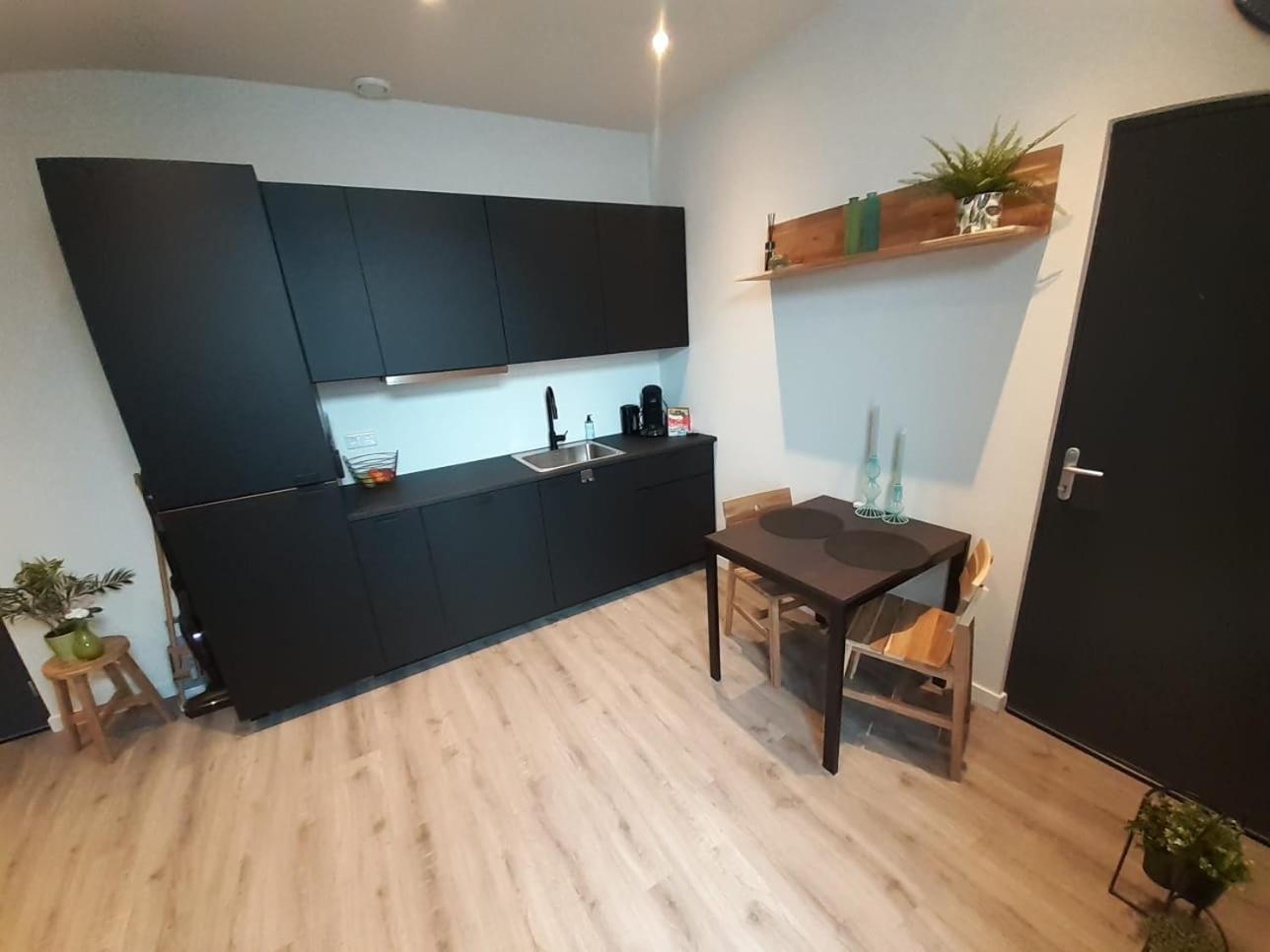 Appartement Deluxe Tilburg Bagian luar foto
