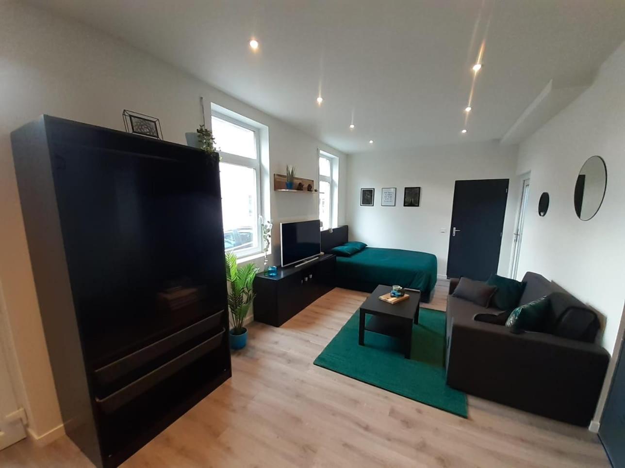 Appartement Deluxe Tilburg Bagian luar foto