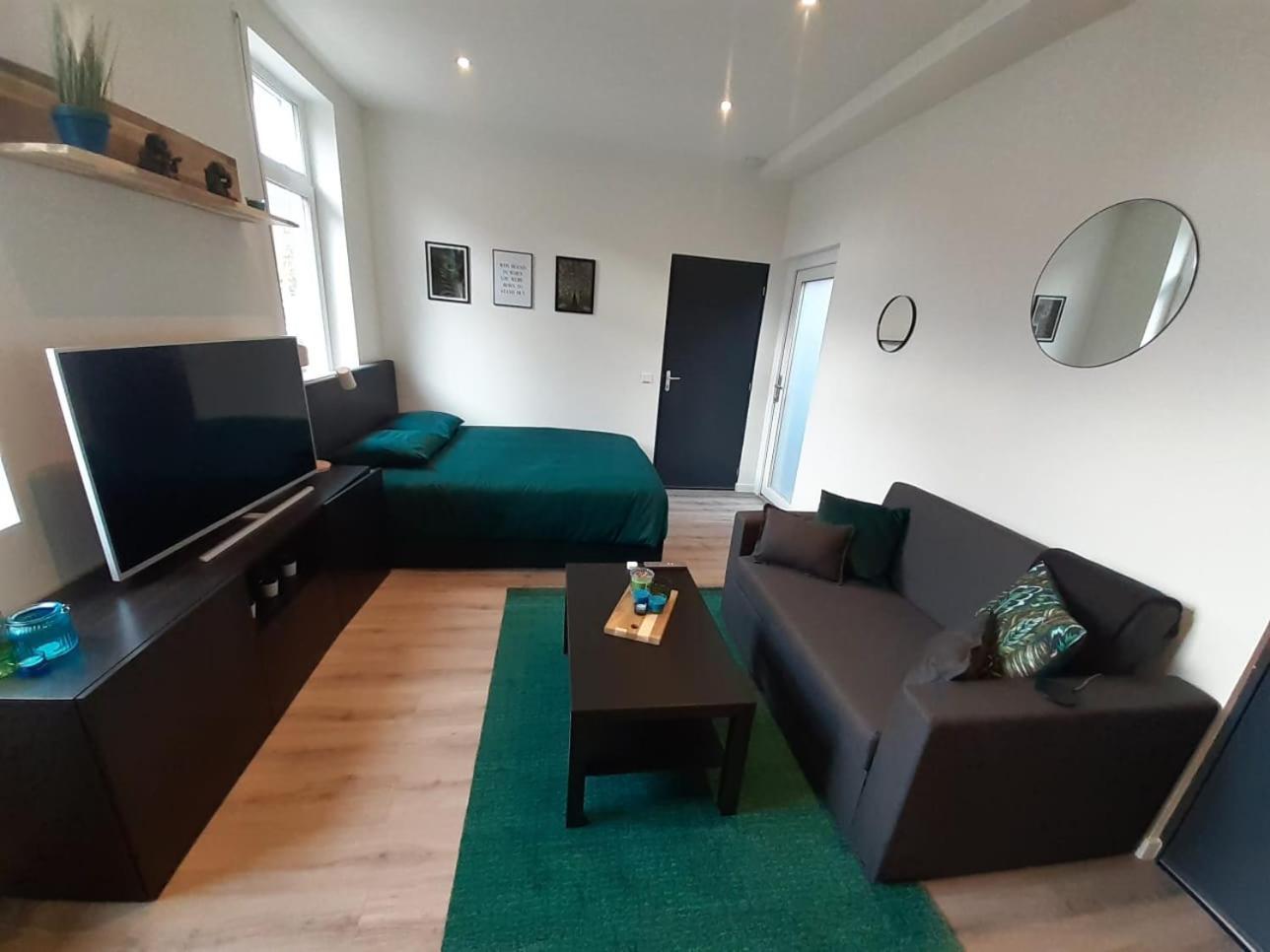 Appartement Deluxe Tilburg Bagian luar foto