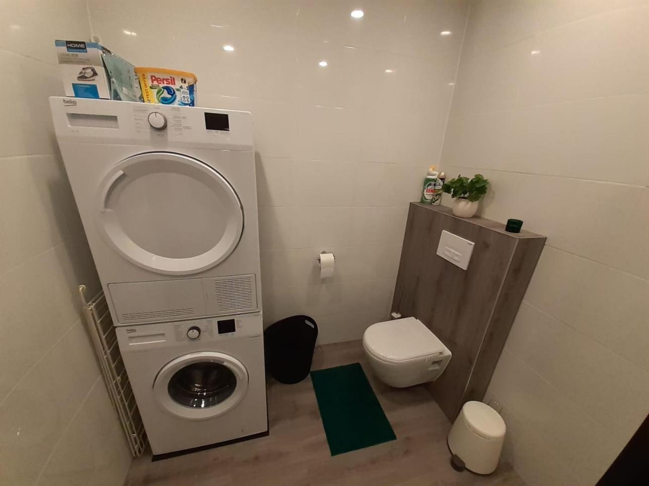 Appartement Deluxe Tilburg Bagian luar foto